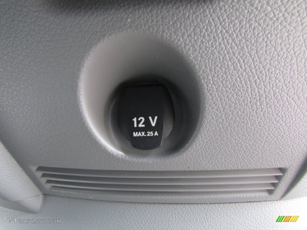 2008 Sprinter Van 2500 Cargo - Arctic White / Gray photo #29