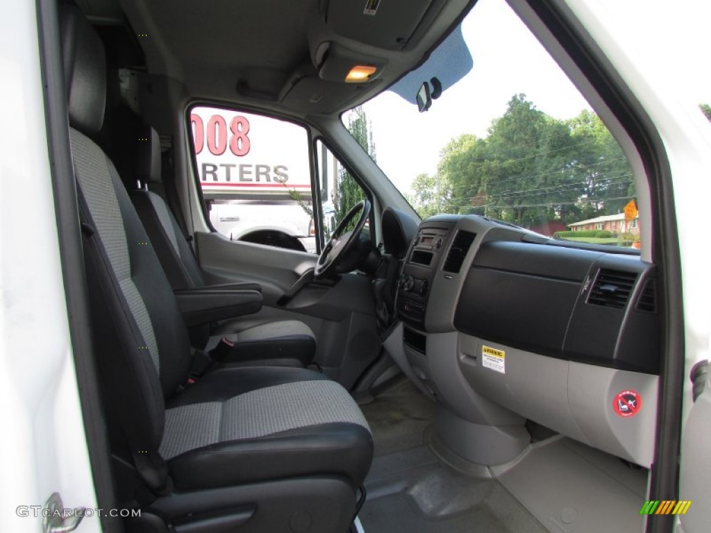 2008 Sprinter Van 2500 Cargo - Arctic White / Gray photo #40