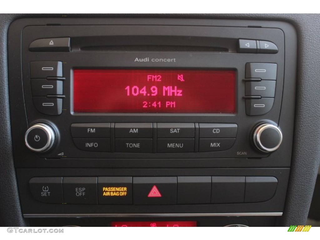 2010 Audi A3 2.0 TDI Audio System Photos