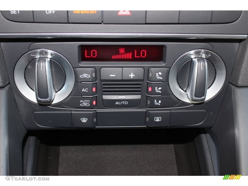 2010 Audi A3 2.0 TDI Controls Photo #86568336