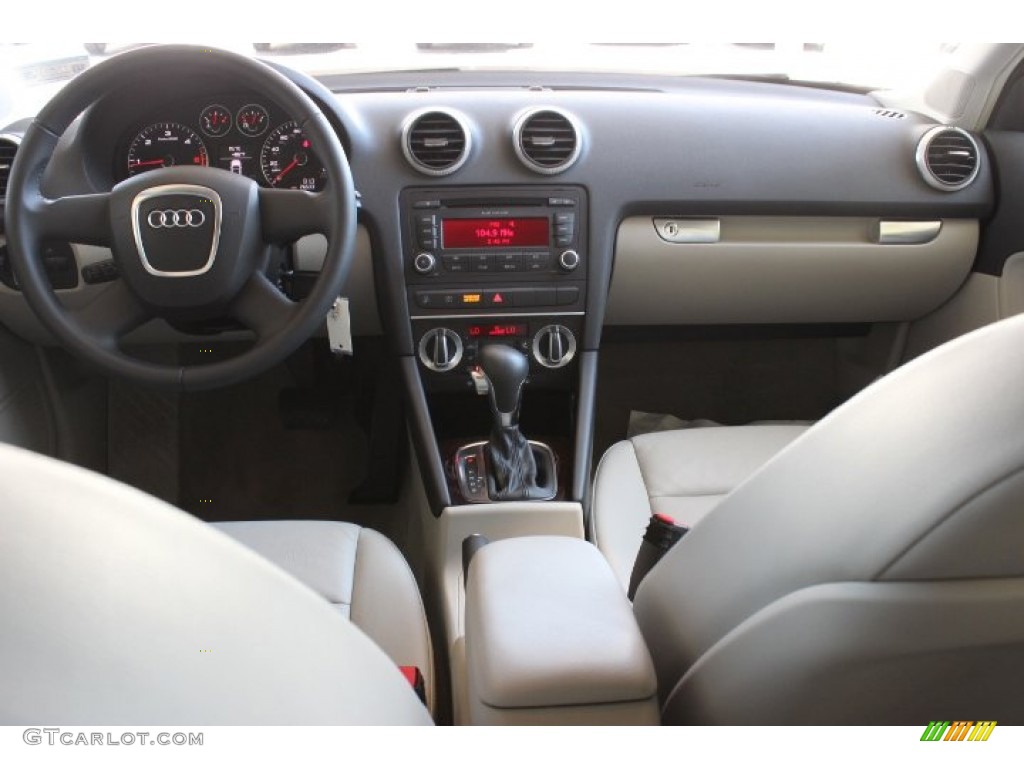 2010 Audi A3 2.0 TDI Dashboard Photos