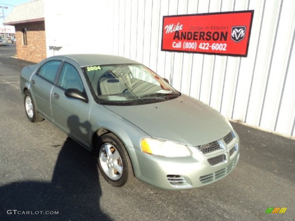 2004 Stratus SE Sedan - Satin Jade Pearlcoat / Sandstone photo #1