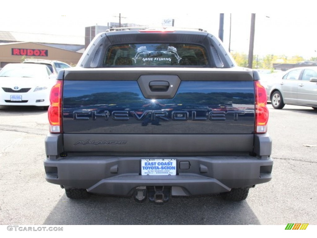 2004 Avalanche 1500 4x4 - Dark Blue Metallic / Dark Charcoal photo #5