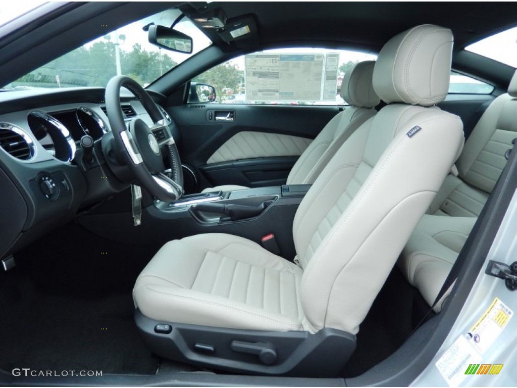 Medium Stone Interior 2014 Ford Mustang V6 Mustang Club of America Edition Coupe Photo #86571102