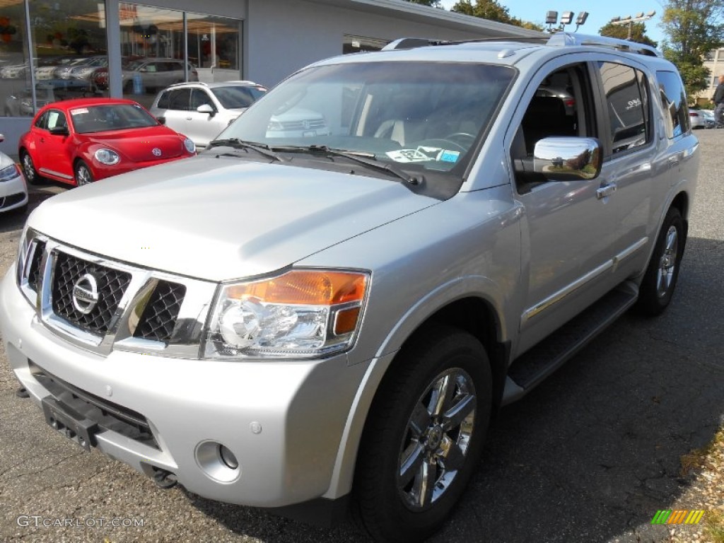 2010 Armada Platinum 4WD - Silver Lightning Metallic / Charcoal photo #3