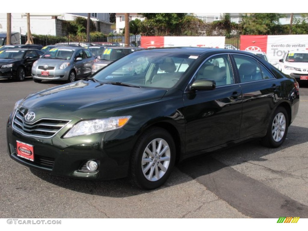 2011 Camry XLE V6 - Spruce Green Mica / Bisque photo #3