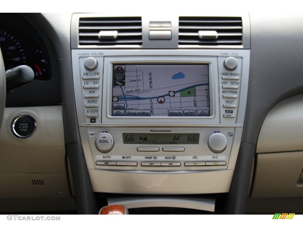2011 Camry XLE V6 - Spruce Green Mica / Bisque photo #11