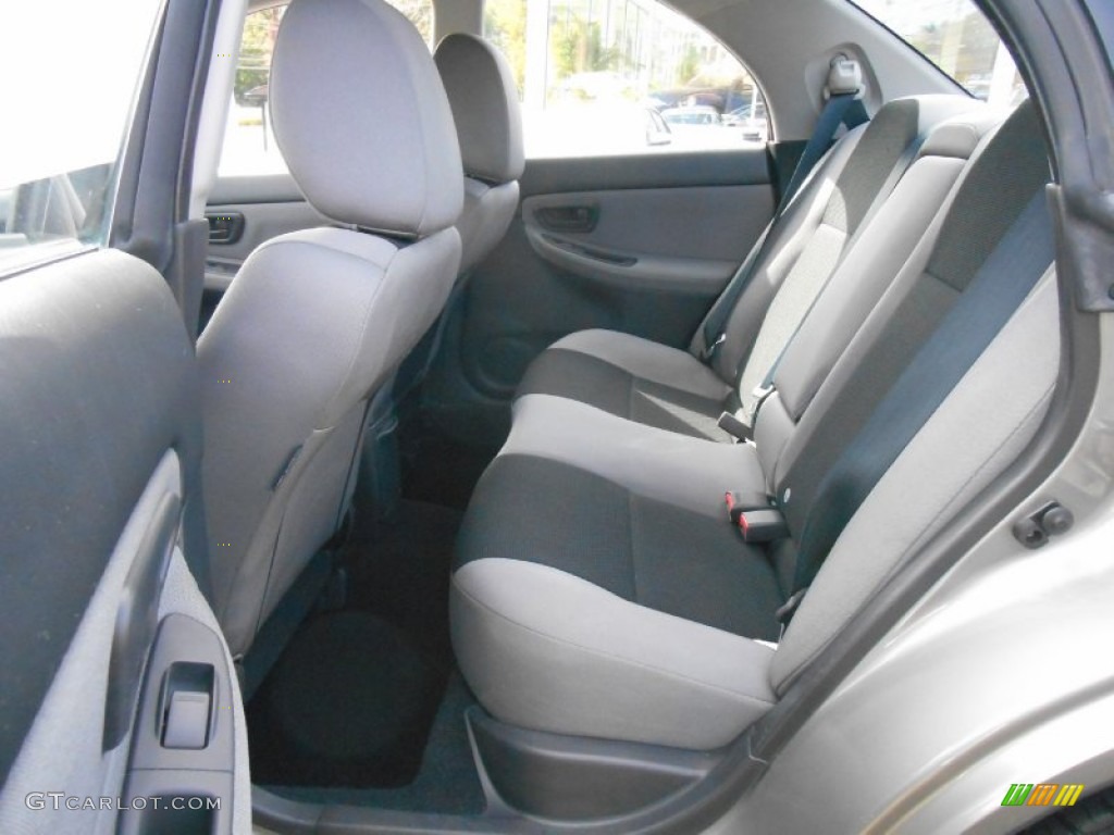 2006 Impreza 2.5i Sedan - Crystal Gray Metallic / Anthracite Black photo #8