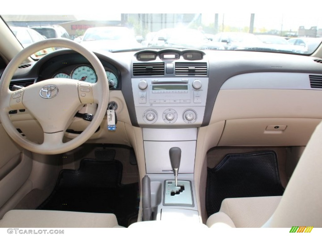 2006 Toyota Solara SE Coupe Ivory Dashboard Photo #86574486