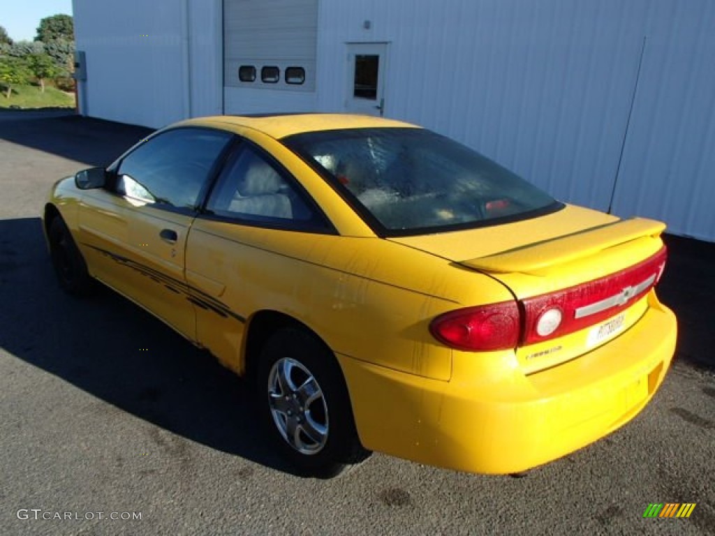 2003 Cavalier Coupe - Yellow / Graphite Gray photo #6