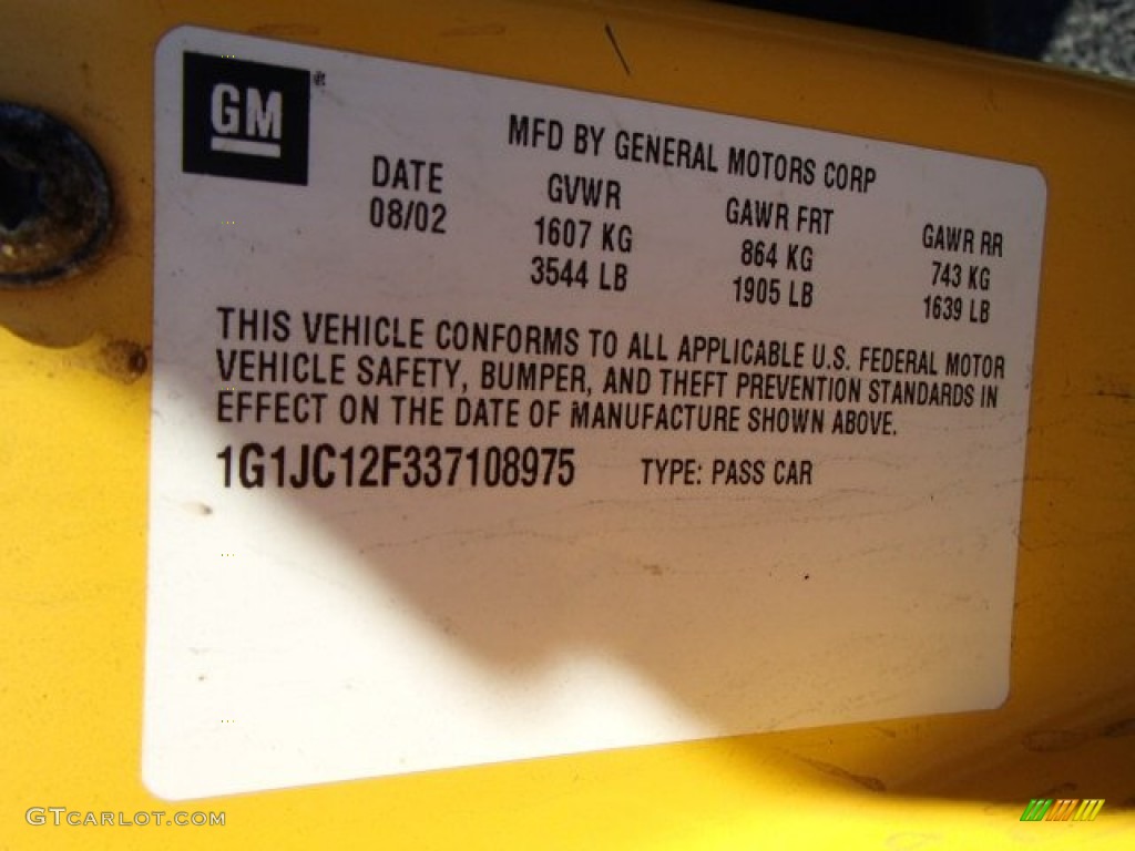 2003 Cavalier Coupe - Yellow / Graphite Gray photo #15