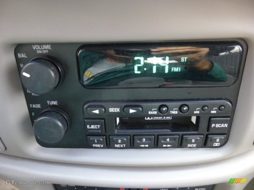 2000 Buick Century Custom Audio System Photos