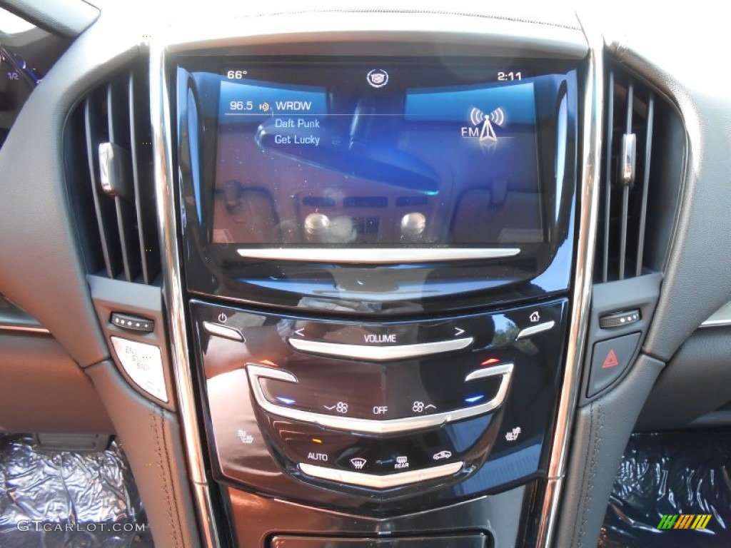 2014 Cadillac ATS 2.0L Turbo AWD Controls Photo #86580285
