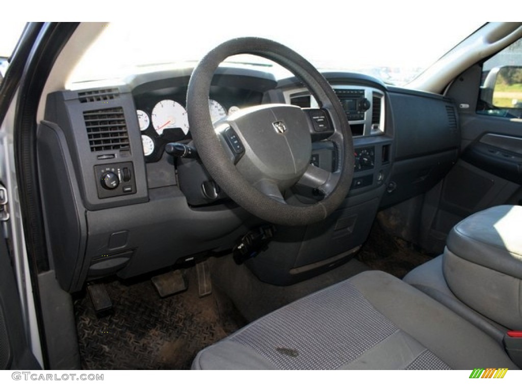 2008 Ram 3500 SLT Quad Cab 4x4 - Bright White / Medium Slate Gray photo #5