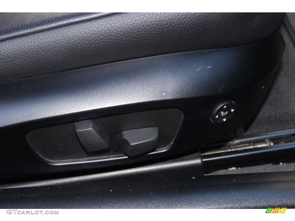 2011 3 Series 328i xDrive Coupe - Black Sapphire Metallic / Black photo #27