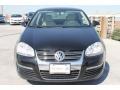 Black - Jetta SE Sedan Photo No. 2