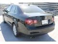 Black - Jetta SE Sedan Photo No. 7