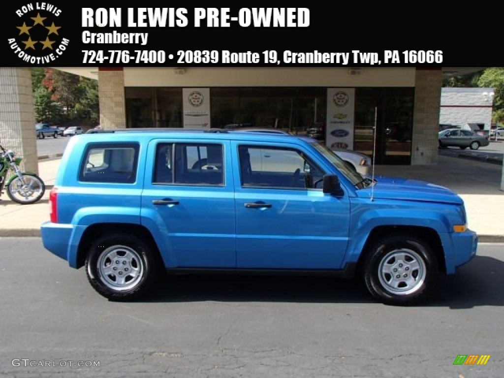 Surf Blue Pearl Jeep Patriot