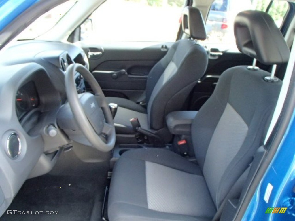 2009 Patriot Sport - Surf Blue Pearl / Dark Slate Gray/Medium Slate Gray photo #10