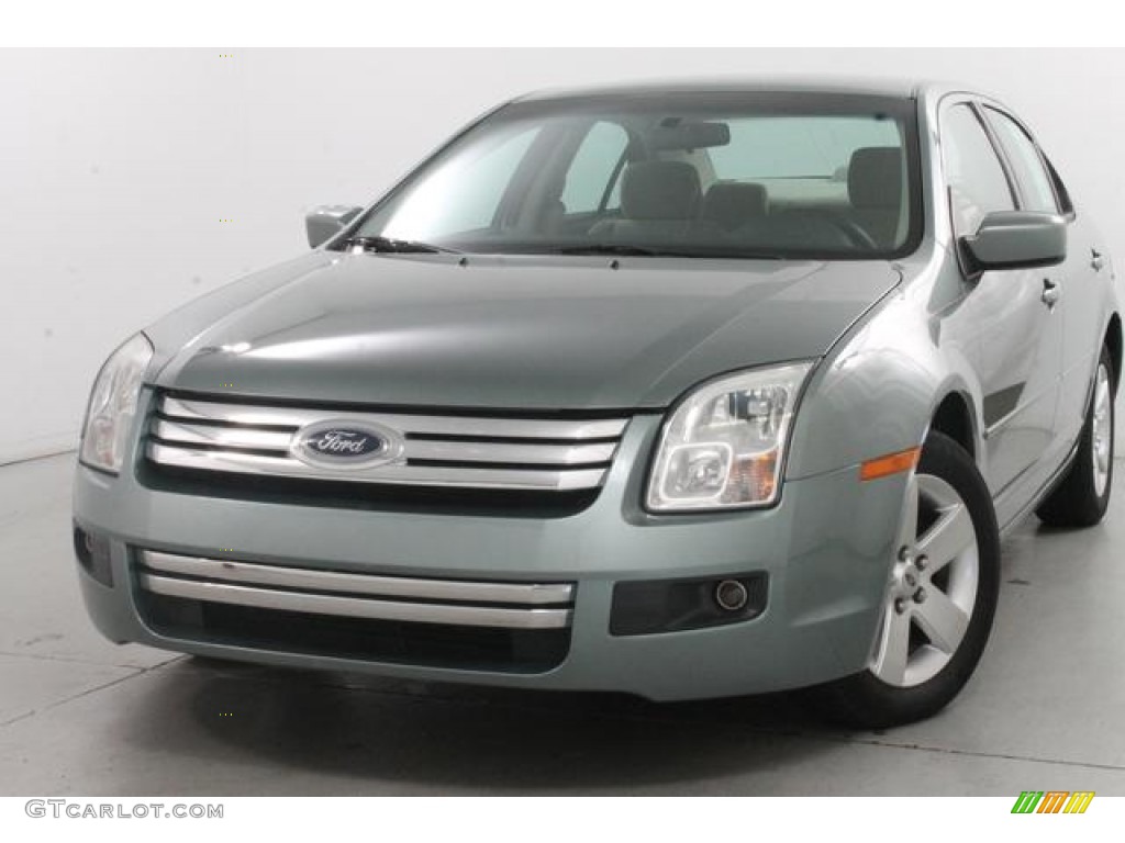 2006 Fusion SE V6 - Titanium Green Metallic / Medium Light Stone photo #2