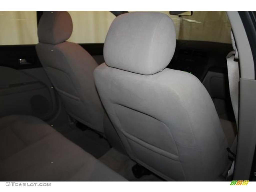 2006 Fusion SE V6 - Titanium Green Metallic / Medium Light Stone photo #25