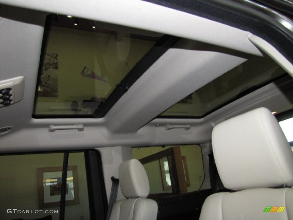 2013 LR4 HSE LUX - Orkney Grey Metallic / Almond photo #13