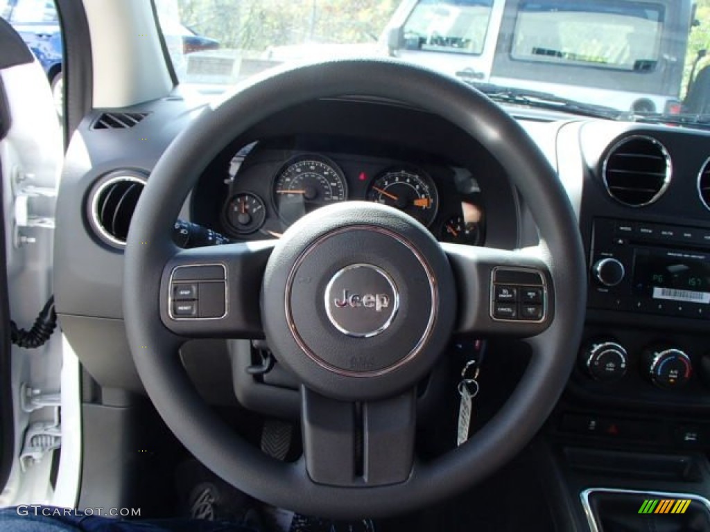 2014 Compass Sport - Bright White / Dark Slate Gray photo #18