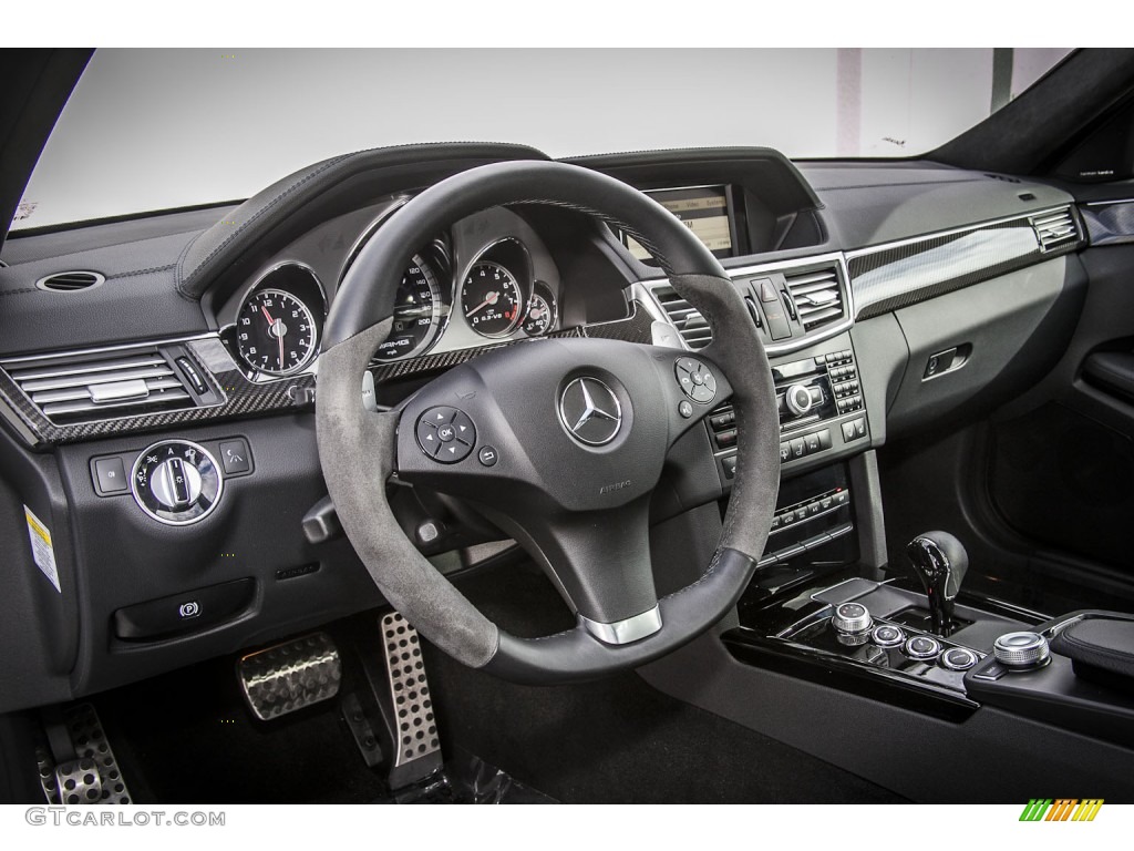 2011 Mercedes-Benz E 63 AMG Sedan Dashboard Photos