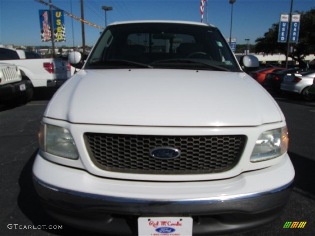 2003 F150 XLT SuperCrew - Oxford White / Medium Graphite Grey photo #2