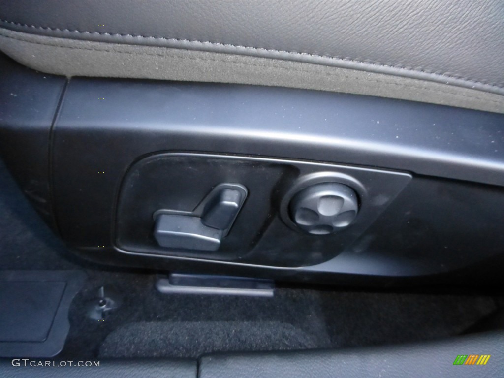 2014 Maserati Quattroporte GTS Controls Photo #86600463