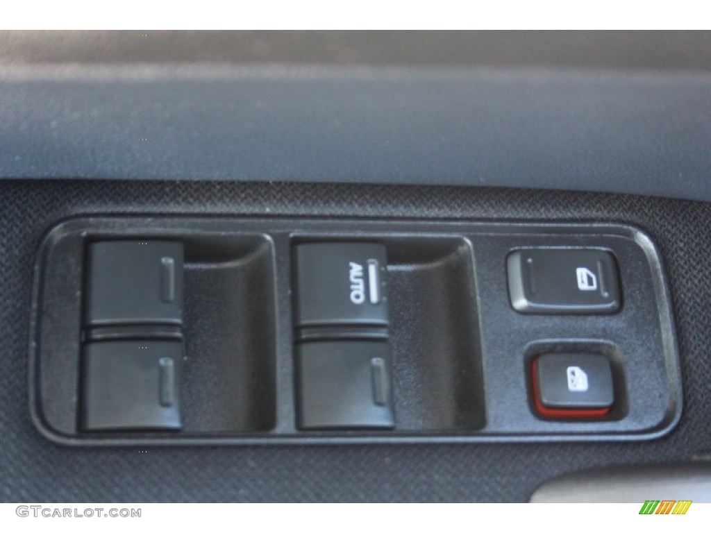 2011 CR-V SE - Polished Metal Metallic / Black photo #17