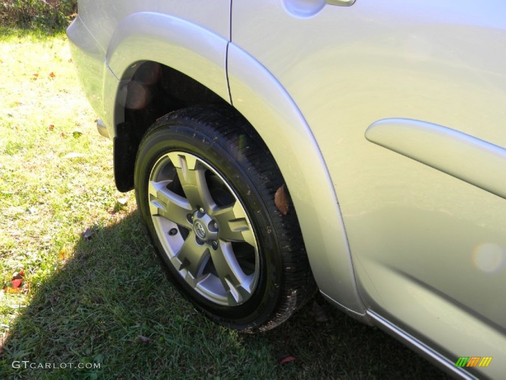 2010 RAV4 Sport V6 4WD - Classic Silver Metallic / Dark Charcoal photo #46