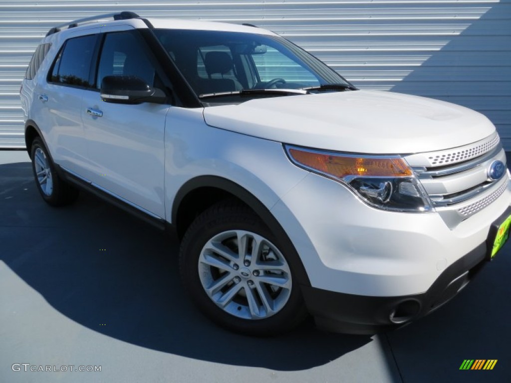 2014 Explorer XLT - White Platinum / Charcoal Black photo #2