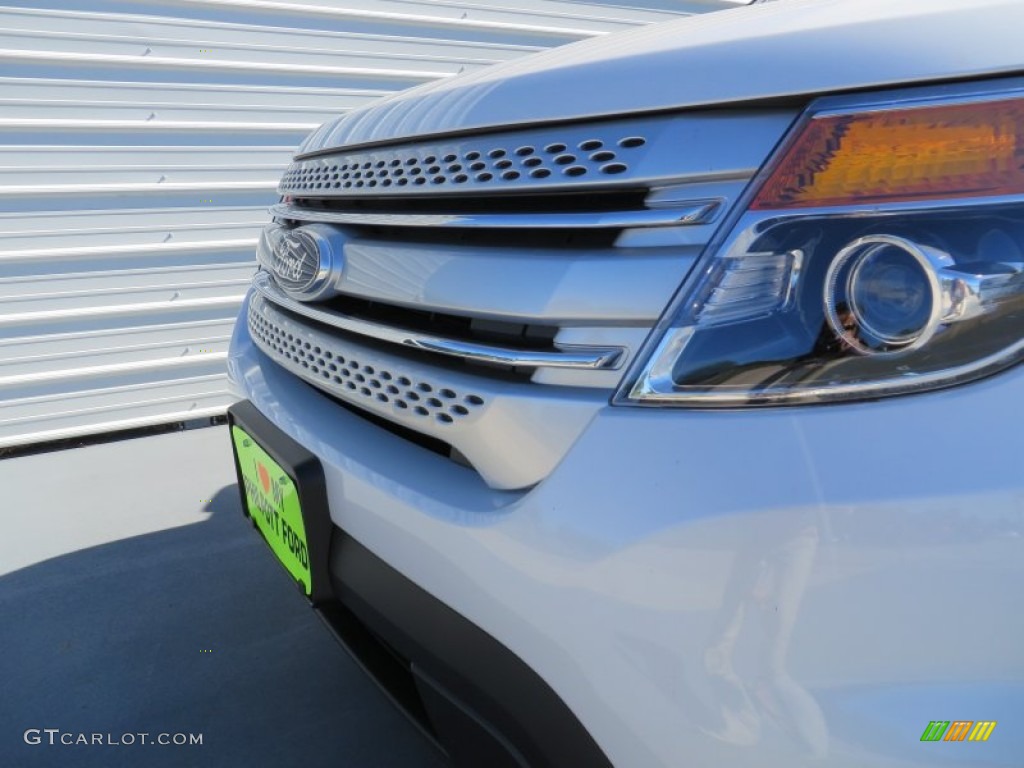 2014 Explorer XLT - White Platinum / Charcoal Black photo #11