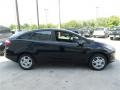 Tuxedo Black - Fiesta SE Sedan Photo No. 6