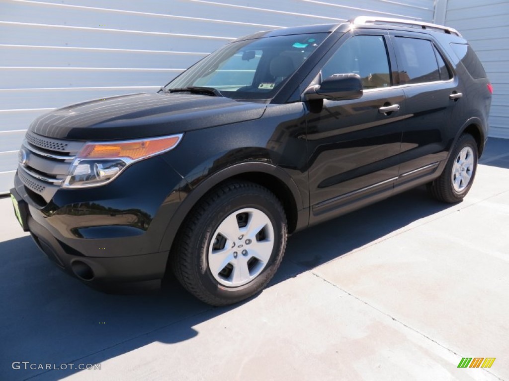 2014 Explorer FWD - Tuxedo Black / Medium Light Stone photo #7