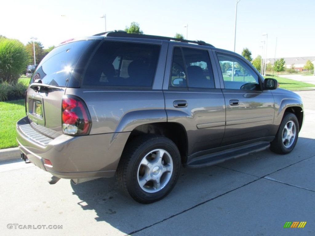 2008 TrailBlazer LT 4x4 - Desert Brown Metallic / Ebony photo #3