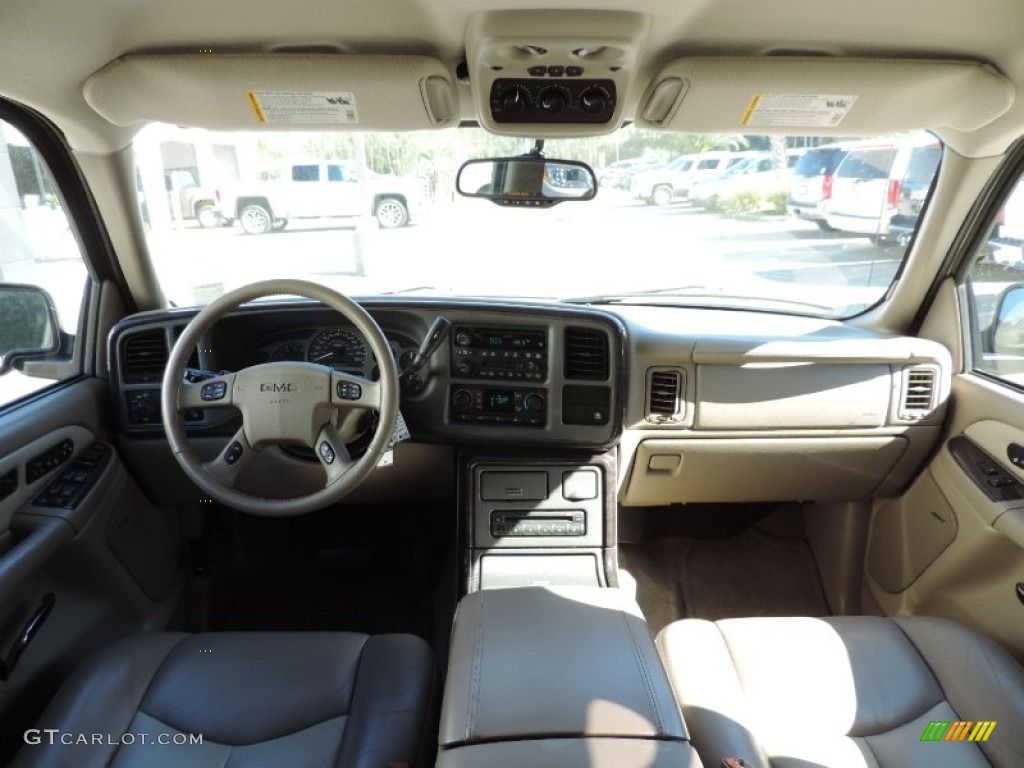 2004 Yukon Denali AWD - Silver Birch Metallic / Sandstone photo #15