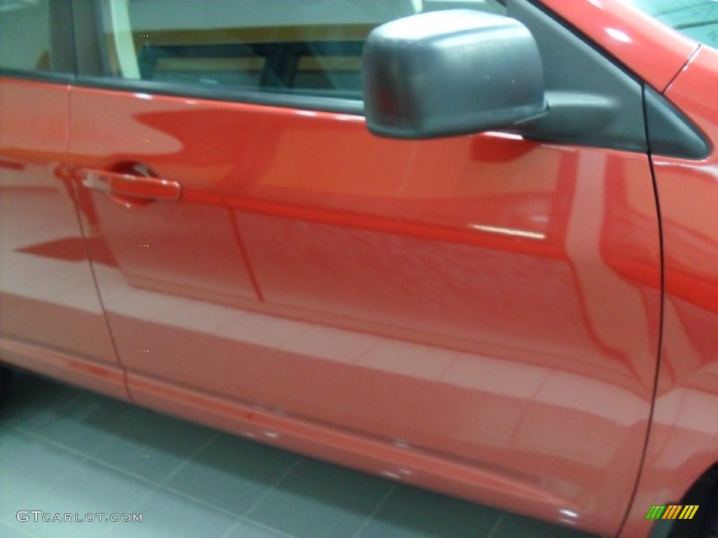 2008 Rogue S AWD - Venom Red Pearl / Black photo #10