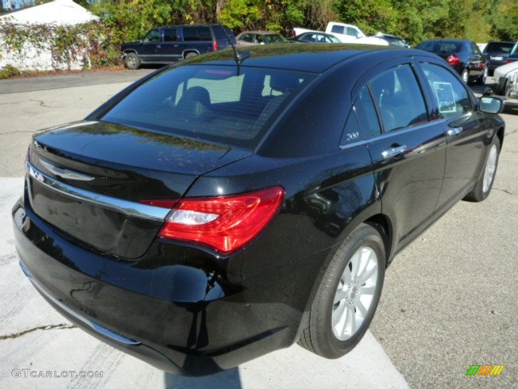 2014 200 Limited Sedan - Black Clear Coat / Black photo #5