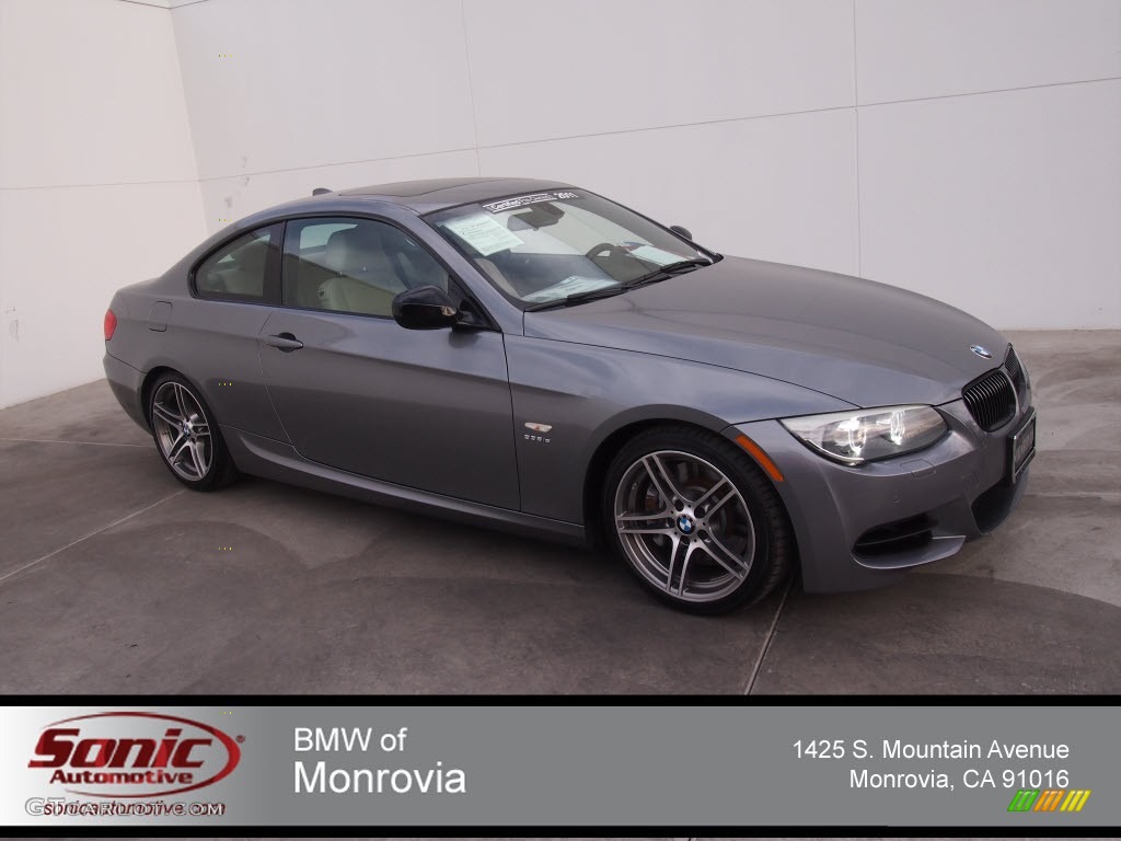 Space Gray Metallic BMW 3 Series