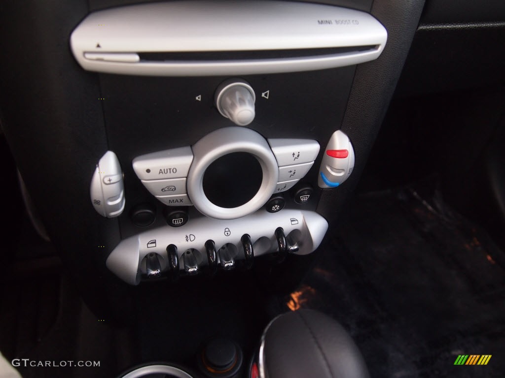 2010 Mini Cooper S Hardtop Controls Photo #86621385
