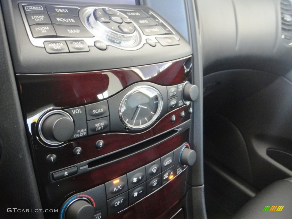 2013 Infiniti EX 37 Journey AWD Controls Photo #86623771