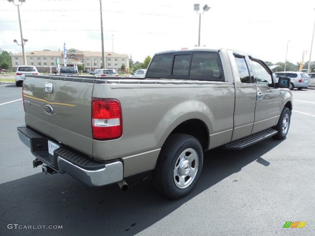 2004 F150 XLT SuperCab - Arizona Beige Metallic / Tan photo #8