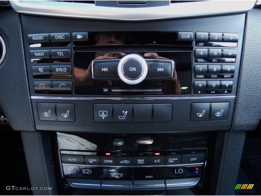2010 Mercedes-Benz E 63 AMG Sedan Controls Photo #86628160