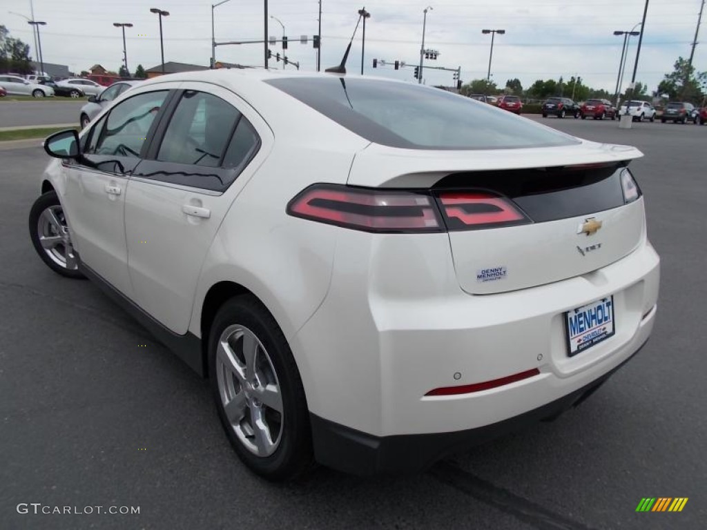 2013 Volt  - White Diamond Tricoat / Jet Black/Dark Accents photo #5