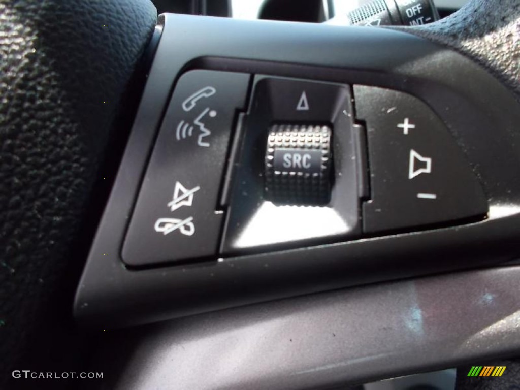 2013 Chevrolet Sonic LT Hatch Controls Photo #86630132