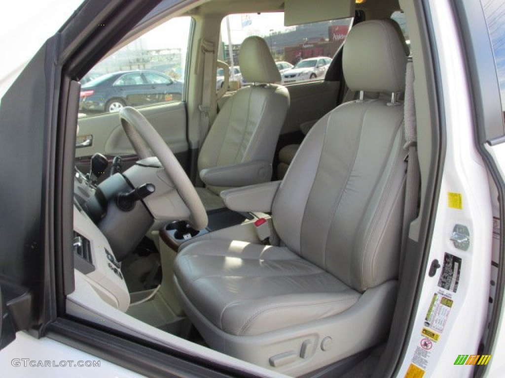2011 Sienna XLE AWD - Super White / Bisque photo #12