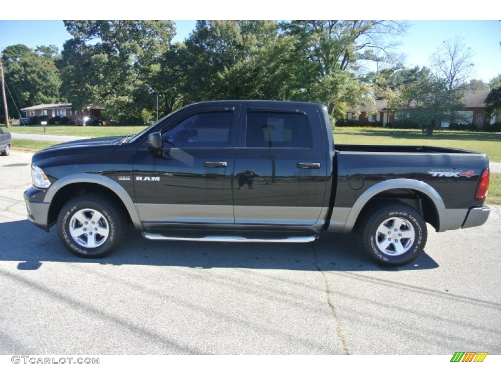 2009 Ram 1500 TRX4 Crew Cab 4x4 - Brilliant Black Crystal Pearl / Dark Slate/Medium Graystone photo #3