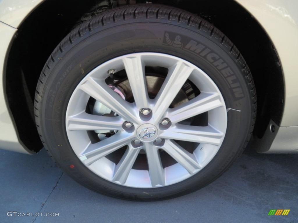 2014 Camry XLE - Champagne Mica / Ivory photo #12